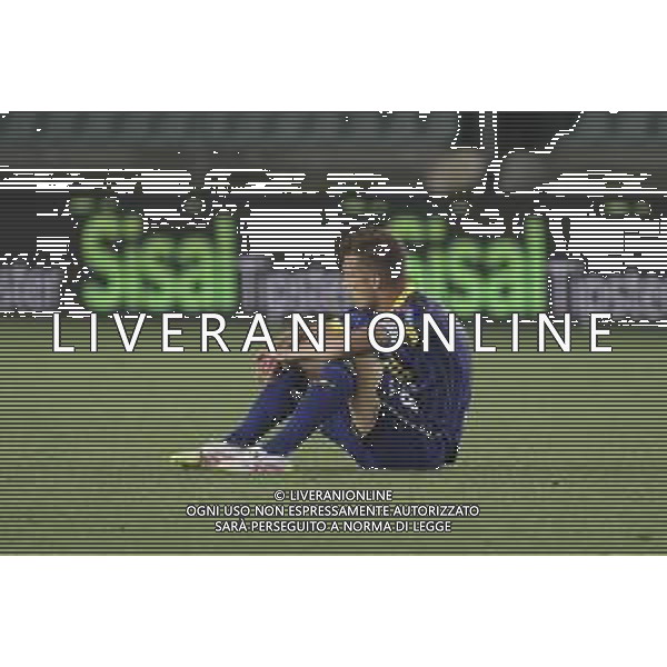 Darko Lazovic of Hellas Verona FC expresses disappointment at the end of Hellas Verona FC vs Como FC 1907, 37° Serie A Enilive 2024-25 game at Marcantonio Bentegodi stadium in Verona (VR), Italy, on May 18, 2025. (Photo by Davide Casentini)- AGENZIA ALDO LIVERANI SAS