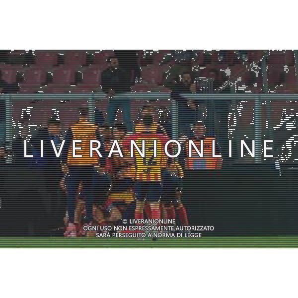 TVEM May 18, 2025 Lecce, Italy - US Lecce vs Torino FC - Italian soccer serie A 2024/25 - Via Del Mare Stadium. In the pic: Ylber Ramadani of US Lecce celebrates after scoring a goal with teammates foto emmanuele mastrodonato-ag aldo liverani sas