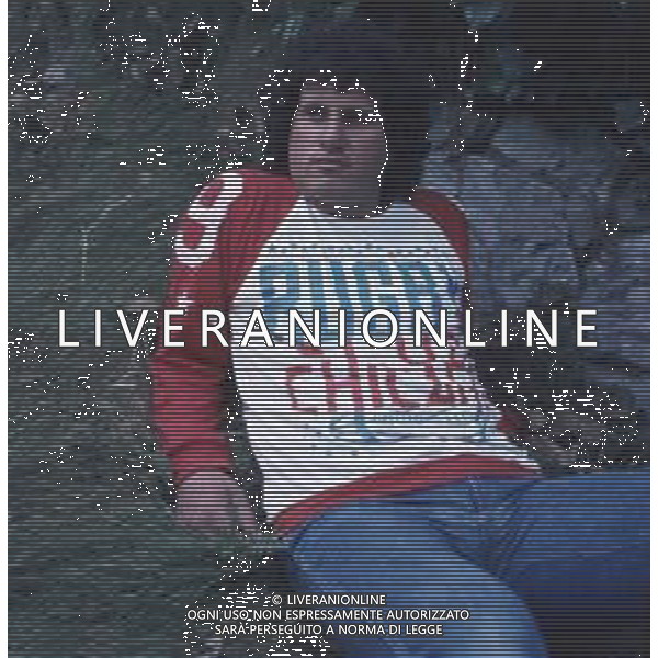 DIAP-RETROSPETTIVA ADRIANO PAPPALARDO CANTANTE NELLA FOTO ADRIANO PAPPALARDO AL FESTIVALBAR NELL\'ANNO 1979 ARCHIVIO GIOVANNI LIVERANI-AG ALDO LIVERANI SAS
