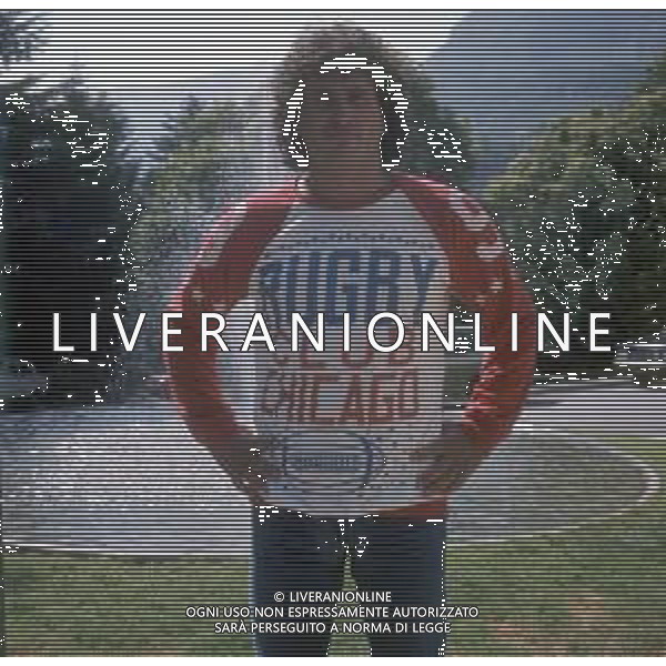 DIAP-RETROSPETTIVA ADRIANO PAPPALARDO CANTANTE NELLA FOTO ADRIANO PAPPALARDO AL FESTIVALBAR NELL\'ANNO 1979 ARCHIVIO GIOVANNI LIVERANI-AG ALDO LIVERANI SAS
