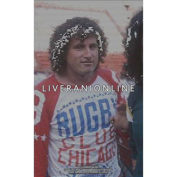 DIAP-RETROSPETTIVA ADRIANO PAPPALARDO CANTANTE NELLA FOTO ADRIANO PAPPALARDO AL FESTIVALBAR NELL\'ANNO 1979 ARCHIVIO GIOVANNI LIVERANI-AG ALDO LIVERANI SAS