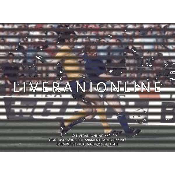 DIAP-RETROSPETTIVA ROMEO BENETTI CALCIATORE NELLA FOTO ROMEO BENETTI CON LA MAGLIA DELLA NAZIONALE ITALIANA DI CALCIO AG ALDO LIVERANI SAS