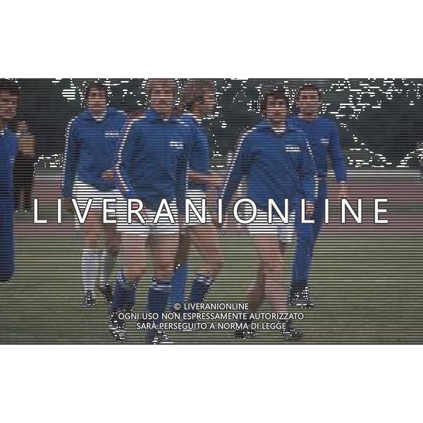 DIAP-RETROSPETTIVA ROMEO BENETTI CALCIATORE NELLA FOTO ROMEO BENETTI CON LA MAGLIA DELLA NAZIONALE ITALIANA DI CALCIO CON GIANNI RIVERA AG ALDO LIVERANI SAS