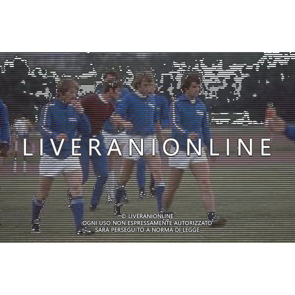 DIAP-RETROSPETTIVA ROMEO BENETTI CALCIATORE NELLA FOTO ROMEO BENETTI CON LA MAGLIA DELLA NAZIONALE ITALIANA DI CALCIO CON GIANNI RIVERA AG ALDO LIVERANI SAS