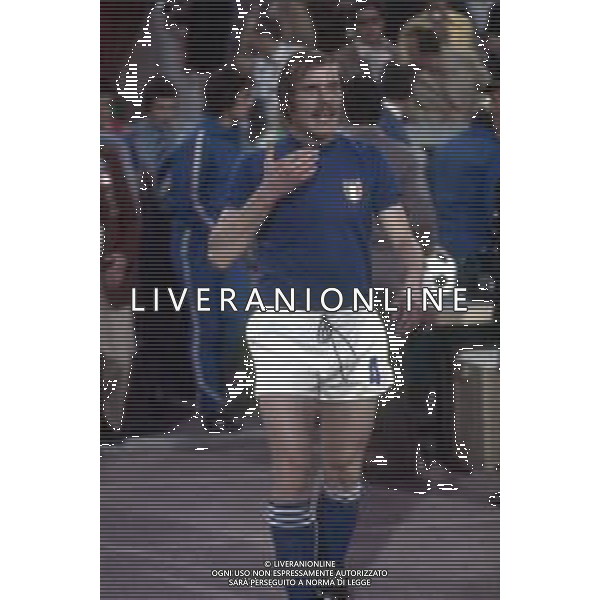 DIAP-RETROSPETTIVA ROMEO BENETTI CALCIATORE NELLA FOTO ROMEO BENETTI CON LA MAGLIA DELLA NAZIONALE ITALIANA DI CALCIO AG ALDO LIVERANI SAS