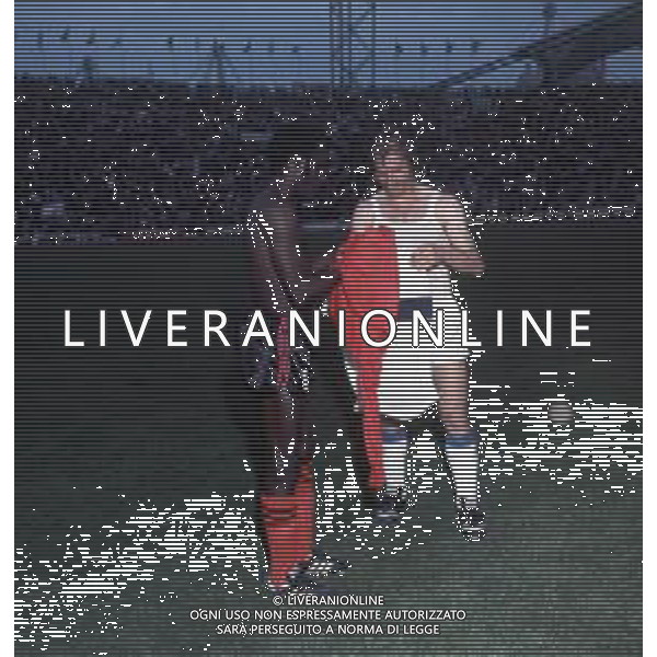 DIAP-RETROSPETTIVA ROMEO BENETTI CALCIATORE NELLA FOTO ROMEO BENETTI CON LA MAGLIA DELLA NAZIONALE ITALIANA DI CALCIO NELL\'INCONTRO CON LA NAZIONALE HAITI AI MONDIALI NELL\'ANNO 1974 AG ALDO LIVERANI SAS