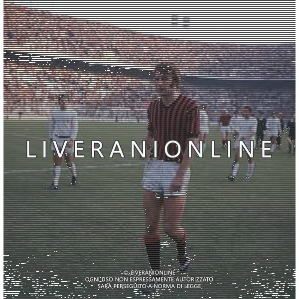 DIAP-RETROSPETTIVA PIERO PRATI CALCIATORE NELLA FOTO PIERO PRATI CON LA MAGLIA DEL MILAN CALCIO AG ALDO LIVERANI SAS