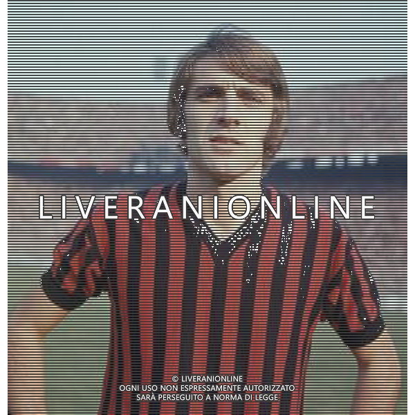 DIAP-RETROSPETTIVA PIERO PRATI CALCIATORE NELLA FOTO PIERO PRATI CON LA MAGLIA DEL MILAN CALCIO AG ALDO LIVERANI SAS