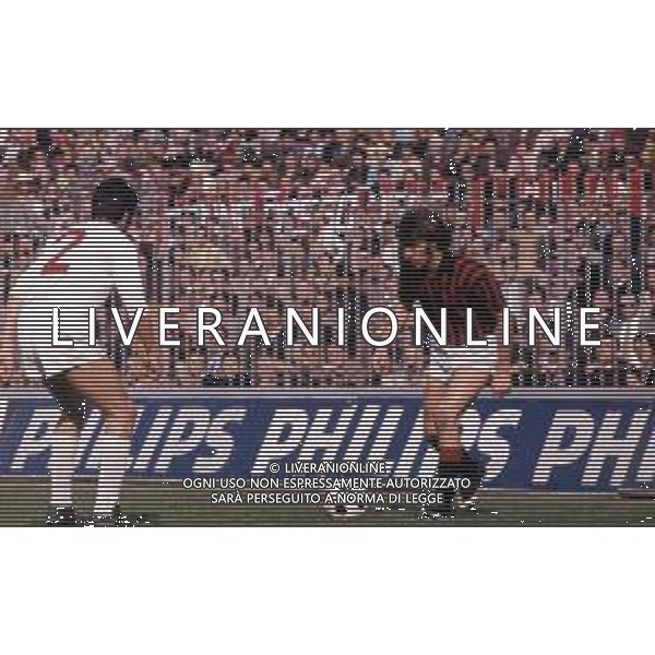 DIAP-RETROSPETTIVA PIERO PRATI CALCIATORE NELLA FOTO PIERO PRATI CON LA MAGLIA DEL MILAN CALCIO AG ALDO LIVERANI SAS