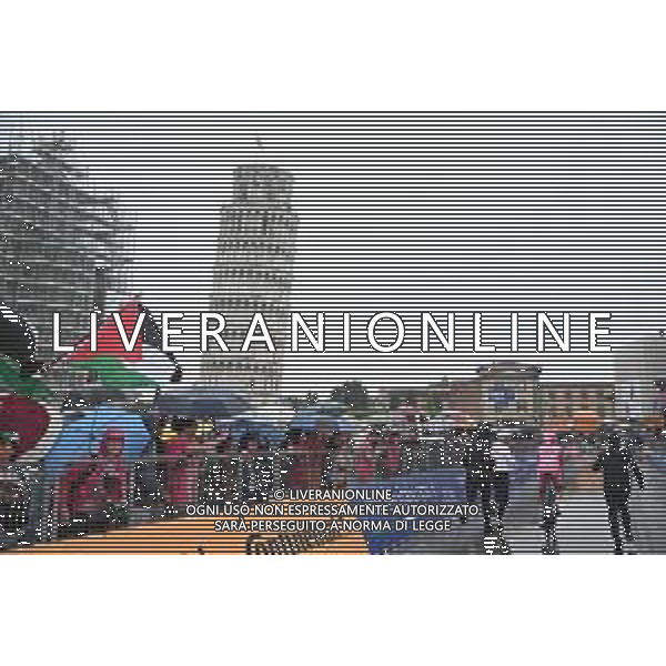 20-05-2025 Giro D\'italia; Tappa 10 Lucca - Pisa; 2025, Uae Team Emirates - Xrg; Del Toro Romero, Isaac; Pisa Piazza Dei Miracoli; ©SIROTTI - AGENZIA ALDO LIVERANI SAS