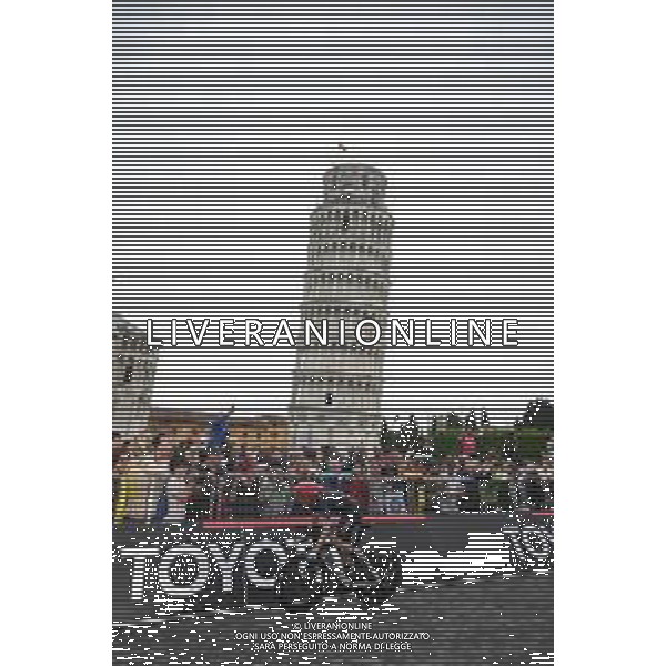 20-05-2025 Giro D\'italia; Tappa 10 Lucca - Pisa; 2025, Tudor; Storer, Michale; Pisa Piazza Dei Miracoli; ©SIROTTI - AGENZIA ALDO LIVERANI SAS