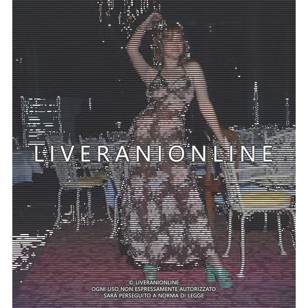 COL-RETROSPETTIVA HELEN MIRREN ATTRICE NELLA FOTO HELEN MIRRENA CANNES NELL\'ANNO 1970 FOTO ATTILIO ROGNONI-AG GIOVANNI LIVERANI-AG ALDO LIVERANI SAS