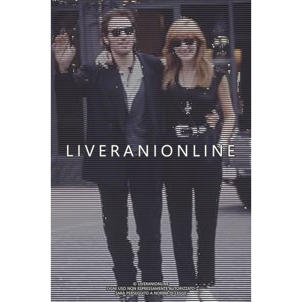 DIAP-RETROSPETTIVA BRUCE SPRINSTEEN CANTANTE NELLA FOTO BRUCE SPRINGSTEEN CON LA MOGLIE PATTY SCIALFA ALL\'HOTEL PRINCIPE DI SAVOIA A MILANO NELL\'ANNO 1990 AG ALDO LIVERANI SAS