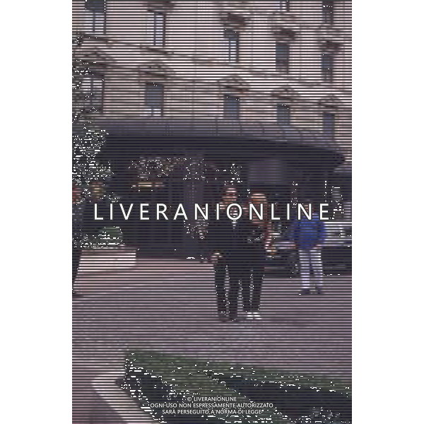DIAP-RETROSPETTIVA BRUCE SPRINSTEEN CANTANTE NELLA FOTO BRUCE SPRINGSTEEN CON LA MOGLIE PATTY SCIALFA ALL\'HOTEL PRINCIPE DI SAVOIA A MILANO NELL\'ANNO 1990 AG ALDO LIVERANI SAS