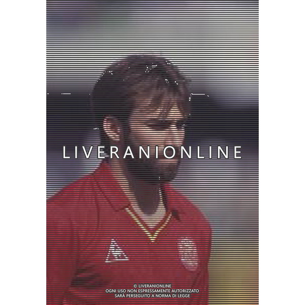 DIAP-RETROSPETTIVA MARTIN VASQUEZ CALCIATORE NELLA FOTO MARTIN VASQUEZ CON LA MAGLIA DELLA NAZIONALE DI CALCIO SPAGNA NELL\'ANNO1990 AG ALDO LIVERANI SAS