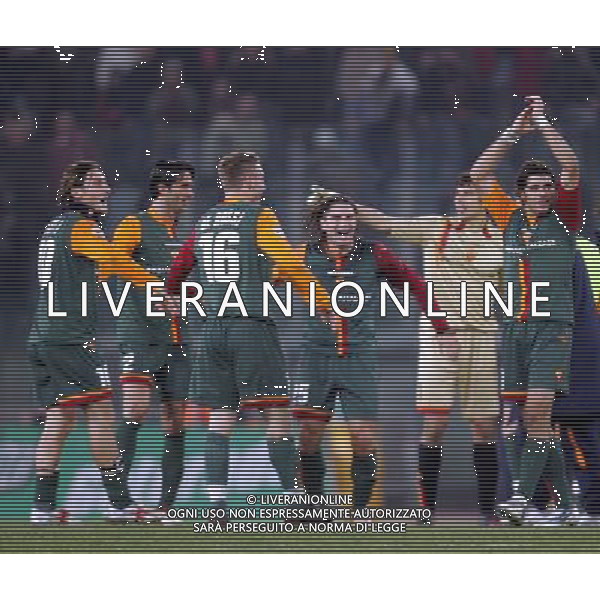 ROMA - JUVENTUS COPPA ITALIA TIM CUP 01.02.2006 NELLA FOTO: ESULTANZA DELLA ROMA A FINE GARA PH TERRUSO/AG. ALDO LIVERANI