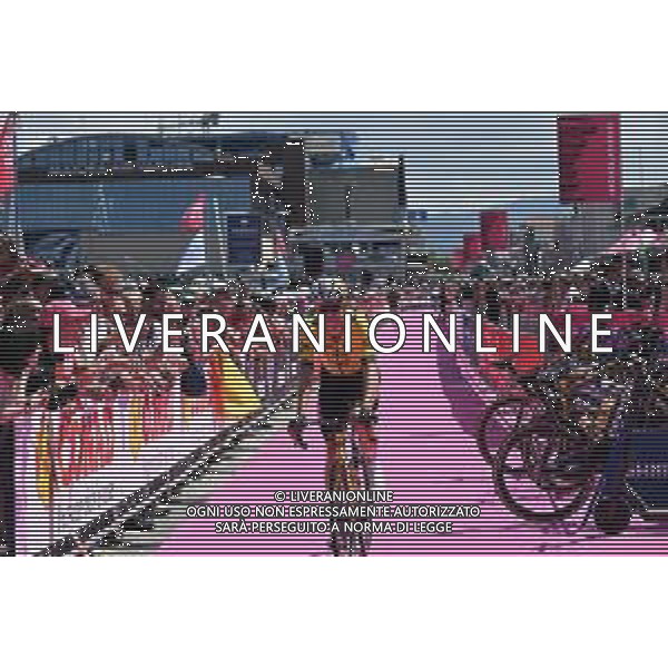 21-05-2025 Giro D\'italia; Tappa 11 Viareggio - Castelnovo Ne Monti; 2025, Visma - Lease A Bike; Van Aert, Wout; Viareggio;