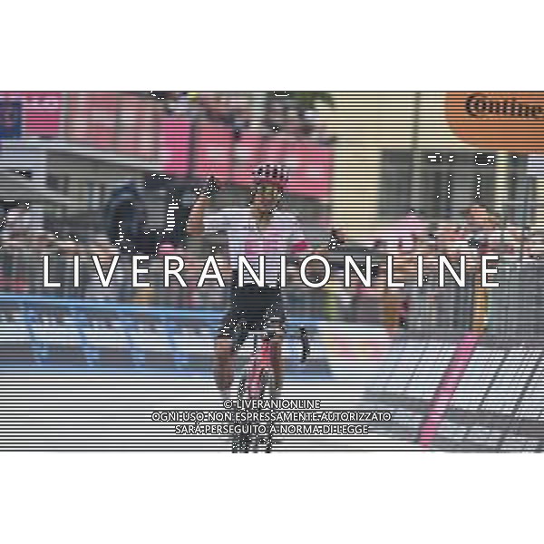 21-05-2025 Giro D\'italia; Tappa 11 Viareggio - Castelnovo Ne Monti; 2025, Ef Education - Easypost; Carapaz Antonio, Richard Antonio; Castelnovo Ne Monti; ©SIROTTI - AGENZIA ALDO LIVERANI SAS