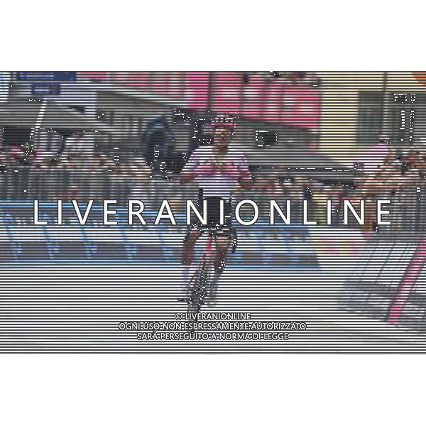 21-05-2025 Giro D\'italia; Tappa 11 Viareggio - Castelnovo Ne Monti; 2025, Ef Education - Easypost; Carapaz Antonio, Richard Antonio; Castelnovo Ne Monti; ©SIROTTI - AGENZIA ALDO LIVERANI SAS