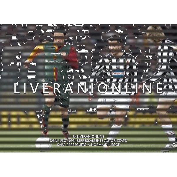 ROMA - JUVENTUS COPPA ITALIA TIM CUP 01.02.2006 NELLA FOTO: CHRISTIAN PANUCCI E MUTU ADRIAN PH TERRUSO/AG. ALDO LIVERANI