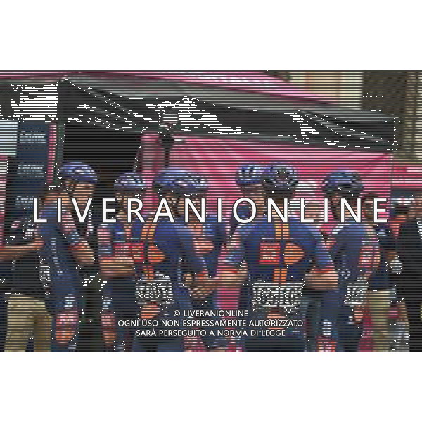 22-05-2025 Giro D\'italia; Tappa 12 Modena - Viadana; 2025, Picnic - Postnl; Modena; ©SIROTTI - AGENZIA ALDO LIVERANI SAS