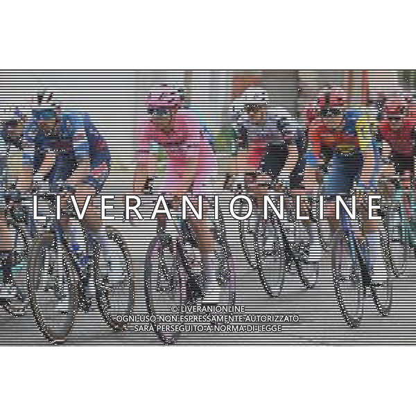 22-05-2025 Giro D\'italia; Tappa 12 Modena - Viadana; 2025, Uae Team Emirates - Xrg; 2025, Soudal - Quick Step; Del Toro Romero, Isaac; Cattaneo, Mattia; Viadana; ©SIROTTI - AGENZIA ALDO LIVERANI SAS
