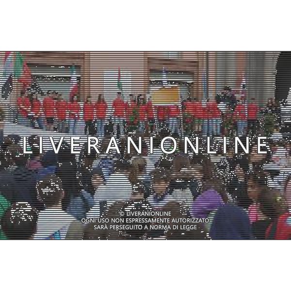 IMOLA 23 05 2025 LA MARCIA DEI VALORI Le scuole in piazza SOTTO LA PIOGGIA NELLA FOTO STUDENTI PER LA PACE ©SANNA - AGENZIA ALDO LIVERANI SAS