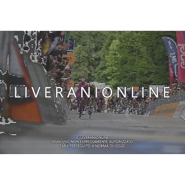 23-05-2025 Giro D\'italia; Tappa 13 Rovigo - Vicenza; 2025, Lidl - Trek; 2025, Visma - Lease A Bike; Pedersen, Mads; Van Aert, Wout; Vicenza - Monte Berico; ©SIROTTI - AGENZIA ALDO LIVERANI SAS