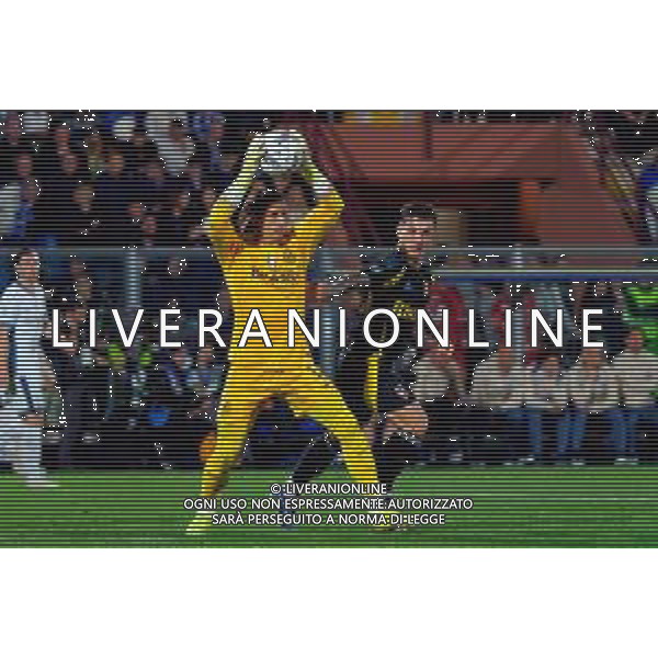 TVEM May 23, 2025 Como, Italy - Como 1907 vs FC Inter - Italian soccer serie A 2024/25 - Giuseppe Sinigaglia Stadium. In the pic: Yann Sommer of FC Inter and Gabriel Strefezza of Como 1907 ©TVEM Emmanuele Mastrodonato - AGENZIA ALDO LIVERANI SAS