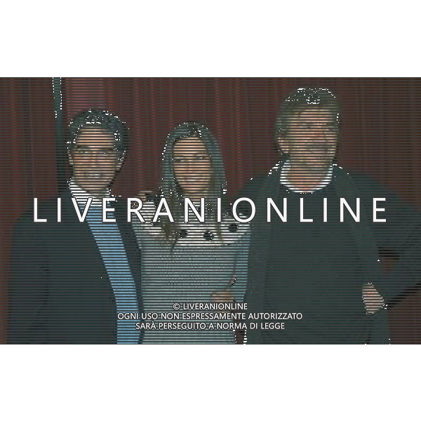 MILANO 7-2-06 TEATRO MANZONI CONFERENZA STAMPA DI PRESENTAZIONE DELLO SPETTACOLO LIOLA NELLA FOTO: ARCURI MANUELA - GIANFRANCO IANNUZZO - PROIETTI GIGI PH: AG. ALDO LIVERANI 