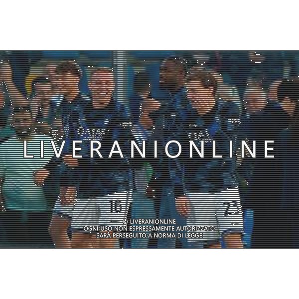 TVEM May 23, 2025 Como, Italy - Como 1907 vs FC Inter - Italian soccer serie A 2024/25 - Giuseppe Sinigaglia Stadium. In the pic: Nicolò Barella of FC Inter and Davide Frattesi of FC Inter ©TVEM Emmanuele Mastrodonato - AGENZIA ALDO LIVERANI SAS