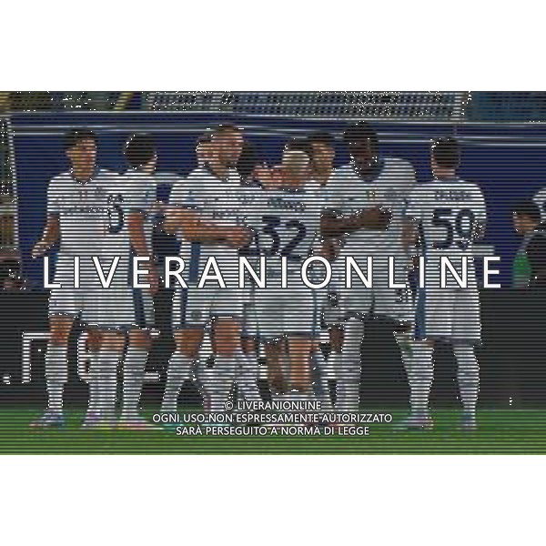 TVEM May 23, 2025 Como, Italy - Como 1907 vs FC Inter - Italian soccer serie A 2024/25 - Giuseppe Sinigaglia Stadium. In the pic: Stefan de Vrij of FC Inter celebrates after scoring a goal with teammates ©TVEM Emmanuele Mastrodonato - AGENZIA ALDO LIVERANI SAS