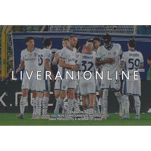 TVEM May 23, 2025 Como, Italy - Como 1907 vs FC Inter - Italian soccer serie A 2024/25 - Giuseppe Sinigaglia Stadium. In the pic: Stefan de Vrij of FC Inter celebrates after scoring a goal with teammates ©TVEM Emmanuele Mastrodonato - AGENZIA ALDO LIVERANI SAS