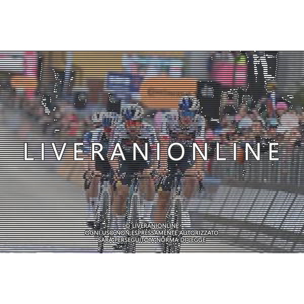 25-05-2025 Giro D\'italia; Tappa 15 Fiume Veneto - Asiago; 2025, Red Bull - Bora Hansgrohe; Pellizzari, Giulio; Roglic, Primoz; Asiago; ©SIROTTI - AGENZIA ALDO LIVERANI SAS