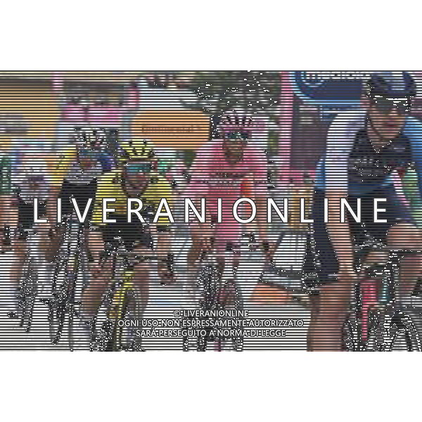 25-05-2025 Giro D\'italia; Tappa 15 Fiume Veneto - Asiago; 2025, Visma - Lease A Bike; 2025, Uae Team Emirates - Xrg; Yates, Simon; Del Toro Romero, Isaac; Asiago; ©SIROTTI - AGENZIA ALDO LIVERANI SAS