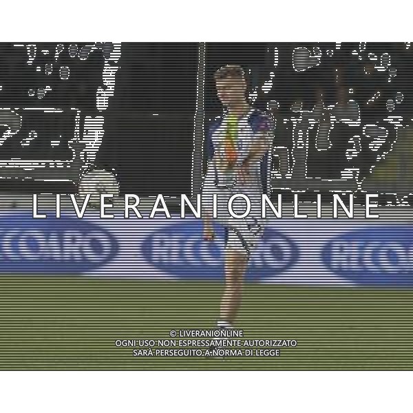 Pawel Dawidowicz of Hellas Verona FC play the ball during Empoli FC vs Hellas Verona FC, 38° Serie A Enilive 2024-25 game at Carlo Castellani stadium in Empoli (FI), Italy, on May 25, 2025. (Photo by Davide Casentini)- AGENZIA ALDO LIVERANI SAS