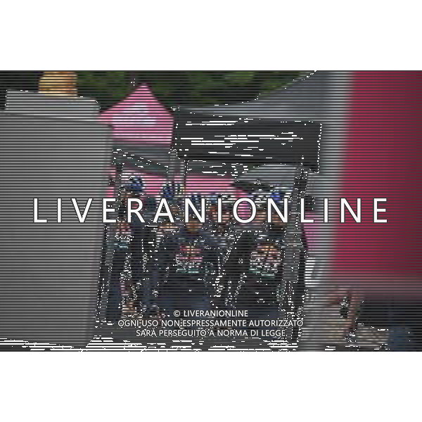 27-05-2025 Giro D\'italia; Tappa 16 Piazzola Sul Brenta - Brentonico San Valentino; 2025, Red Bull - Bora Hansgrohe; Roglic, Primoz; Piazzola Sul Brenta; ©SIROTTI - AGENZIA ALDO LIVERANI SAS