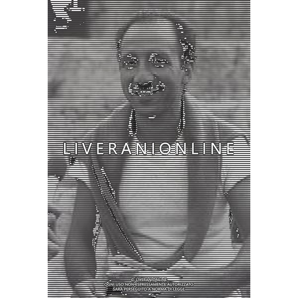 NEG-RETROSPETTIVA UMBERTO BALSAMO CANTANTE NELLA FOTO UMBERTO BALSAMO AL FESTIVALBAR A VERONA NELL\'ANNO 1980 AG ALDO LIVERANI SAS