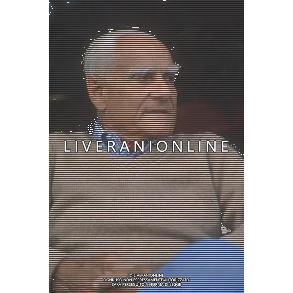 DIAP-RETROSPETTIVA ALBERTO MORAVIA SCRITTORE NELLA FOTO ALBERTO MORAVIA A VENEZIA NELL\'ANNO 1981 AG ALDO LIVERANI SAS