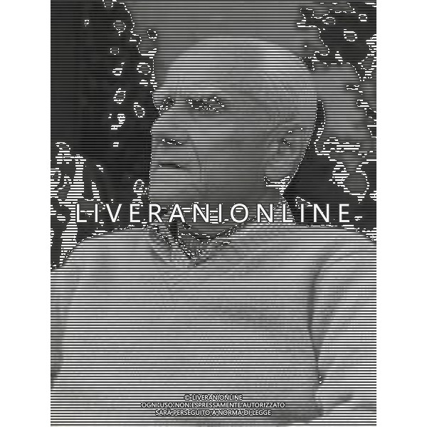 NEG-RETROSPETTIVA ALBERTO MORAVIA SCRITTORE NELLA FOTO ALBERTO MORAVIA A VENEZIA NELL\'ANNO 1981 AG ALDO LIVERANI SAS