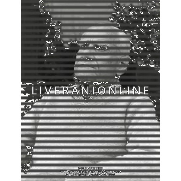 NEG-RETROSPETTIVA ALBERTO MORAVIA SCRITTORE NELLA FOTO ALBERTO MORAVIA A VENEZIA NELL\'ANNO 1981 AG ALDO LIVERANI SAS