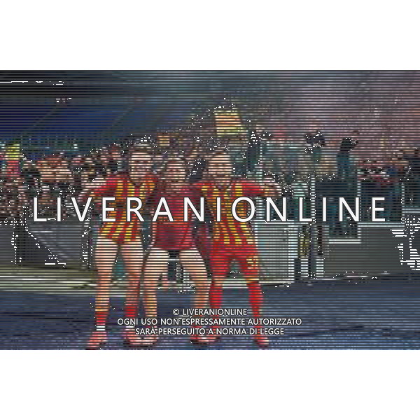 TVEM May 25, 2025 Roma, Italy - SS Lazio vs US Lecce - Italian soccer serie A 2024/25 - Olympic Stadium. In the pic: players of US Lecce celebrates the victory ©TVEM Emmanuele Mastrodonato - AGENZIA ALDO LIVERANI SAS