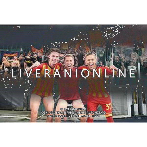 TVEM May 25, 2025 Roma, Italy - SS Lazio vs US Lecce - Italian soccer serie A 2024/25 - Olympic Stadium. In the pic: players of US Lecce celebrates the victory ©TVEM Emmanuele Mastrodonato - AGENZIA ALDO LIVERANI SAS
