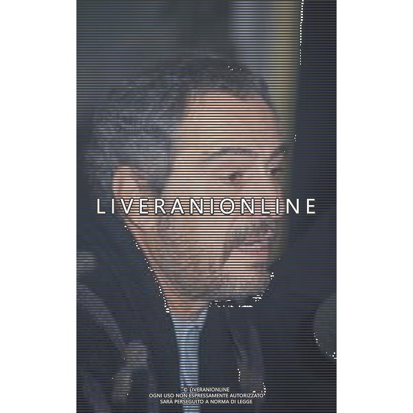 DIAP-RETROSPETTIVA NINO MANFREDI ATTORE NELLA FOTO NINO MANFREDI A MILANO IN TERRAZZA MARTINI NELL\'ANNO 1982 AG ALDO LIVERANI SAS