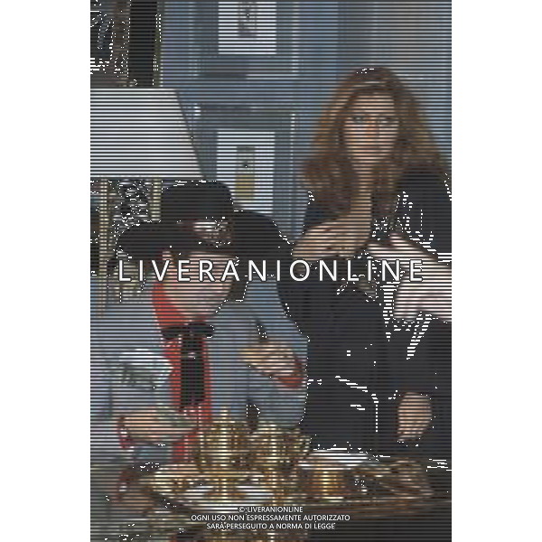 DIAP-RETROSPETTIVA ALIDA CHELLI ATTRICE NELLA FOTO ALIDA CHELLI NELLA TRASMISSIONE TELEVISIVA “CI PENSIAMO LUNEDI‘ “ NELL\'ANNO 1983 A ROMA FOTO EDGRADO DELLA SCORCIOSA-AG ALDO LIVERANI SAS