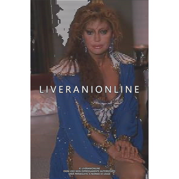 DIAP-RETROSPETTIVA ALIDA CHELLI ATTRICE NELLA FOTO ALIDA CHELLI NELLA TRASMISSIONE TELEVISIVA “CI PENSIAMO LUNEDI‘ “ NELL\'ANNO 1983 A ROMA FOTO EDGRADO DELLA SCORCIOSA-AG ALDO LIVERANI SAS