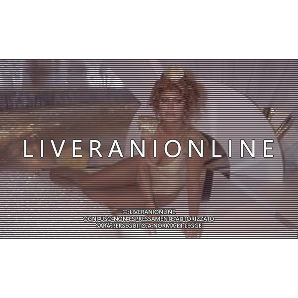 DIAP-RETROSPETTIVA ALIDA CHELLI ATTRICE NELLA FOTO ALIDA CHELLI NELLA TRASMISSIONE TELEVISIVA “CI PENSIAMO LUNEDI‘ “ NELL\'ANNO 1983 A ROMA FOTO EDGRADO DELLA SCORCIOSA-AG ALDO LIVERANI SAS