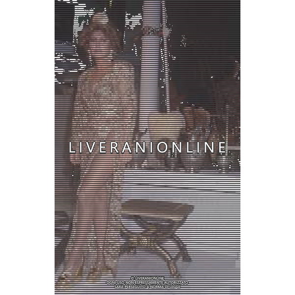 DIAP-RETROSPETTIVA ALIDA CHELLI ATTRICE NELLA FOTO ALIDA CHELLI NELLA TRASMISSIONE TELEVISIVA “CI PENSIAMO LUNEDI‘ “ NELL\'ANNO 1983 A ROMA FOTO EDGRADO DELLA SCORCIOSA-AG ALDO LIVERANI SAS