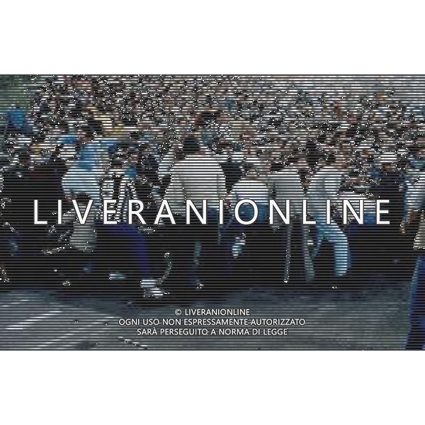 FINALE DI COPPA CAMPIONI JUVENTUS-LIVERPOOL A BRUXELLES STADIO HEYSEL 29/05/1985 NELLA FOTO LA TRAGEDIA CON TRENTANOVE VITTIME AGENZIA GIOVANNI LIVERANI-ALDO LIVERANI S A S