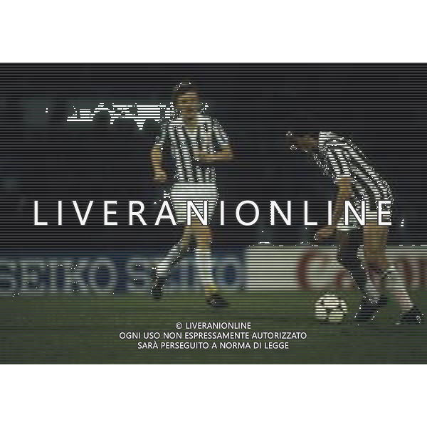 29-05-1985 STADIO HEYSEL FINALE DI COPPA DEI CAMPIONI JUVENTUS LIVERPOOL NELLA FOTO MICHEL PLATINI E ZBIGNIEW BONIEK AG ALDO LIVERANI SAS